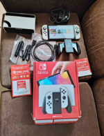 Usado- como nuevo Platform Nintendo Switch Nintendo switch oled con magia nítida al 100 con todos sus accesorios no negociable